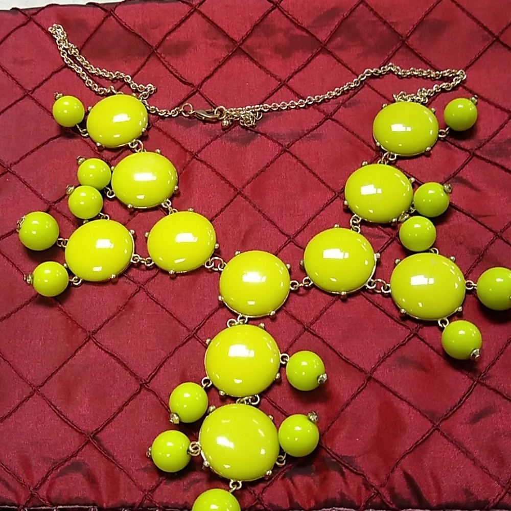 Lime green accent necklace